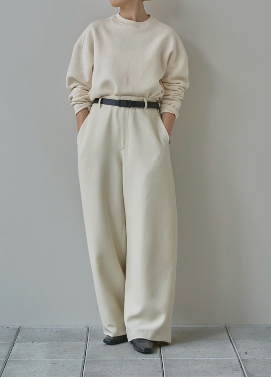 圓領內刷毛衛衣